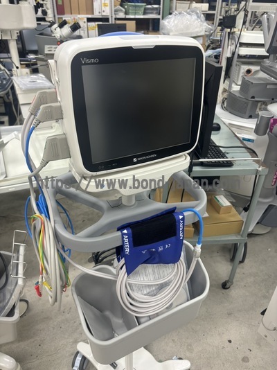 ベッドサイドモニタ | 日本光電工業株式会社 | PVM-4763の写真